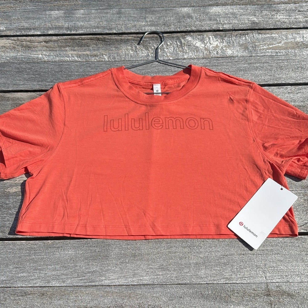 Lululemon‎ All Yours Cropped T-Shirt Graphic Autumn Red logo size 4 NWT 🍋